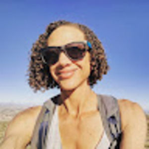 Meet your Posher, Janelle